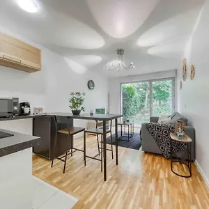Appartement Moderne, Metro 7, Parking Et Jardin, Villejuif