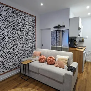 Appartement Le Charme Rose, Villejuif